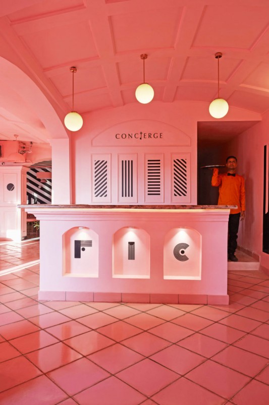 Интерьер индийского ресторана The Pink Zebra (Feast India Co.)