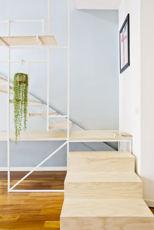 Дизайн интерьера двухуровневых апартаментов в Милане Дизайн интерьера двухуровневых апартаментов в Милане