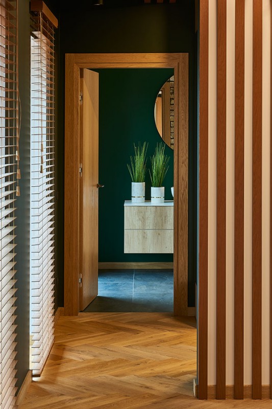 Красочное оформление просторного особняка