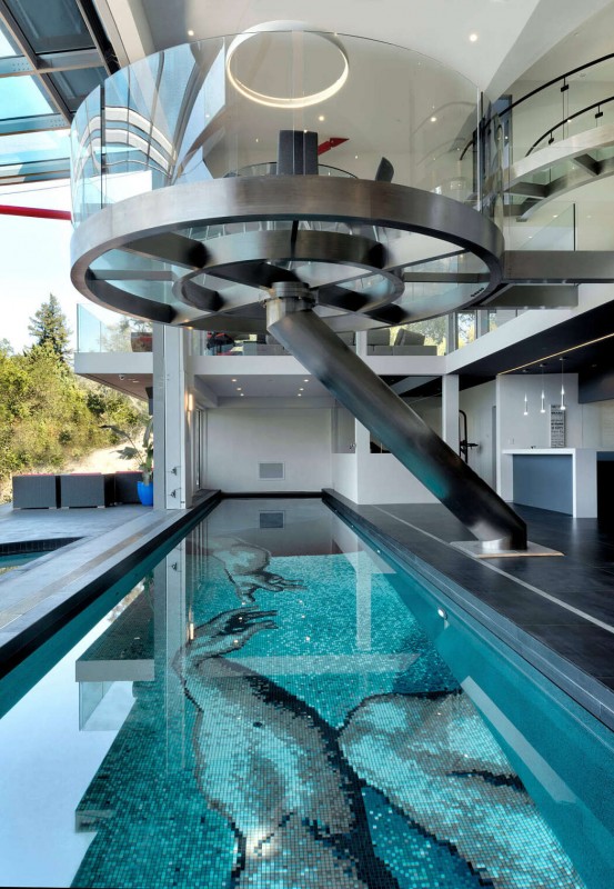 Роскошная резиденция, расположенная в Лос-Альтосе, штат Калифорния Роскошная резиденция, расположенная в Лос-Альтосе, штат Калифорния