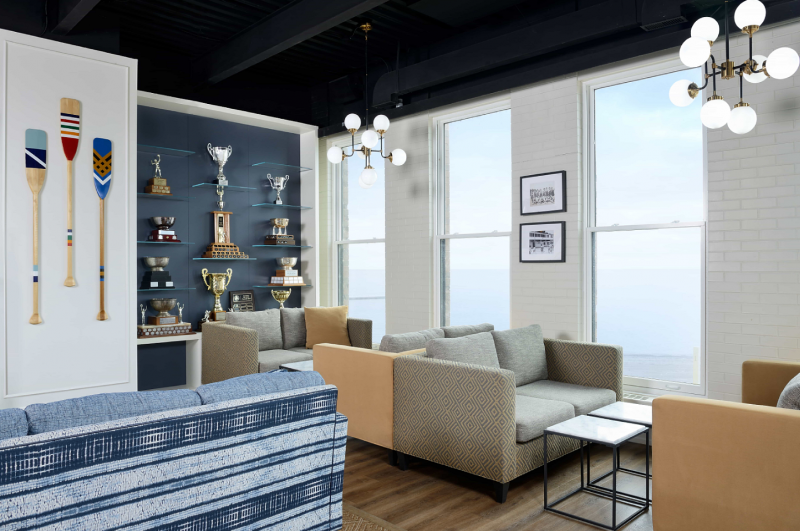 Закрытый клуб любительской спортивной команды в Торонто Balmy Beach Canoe Club