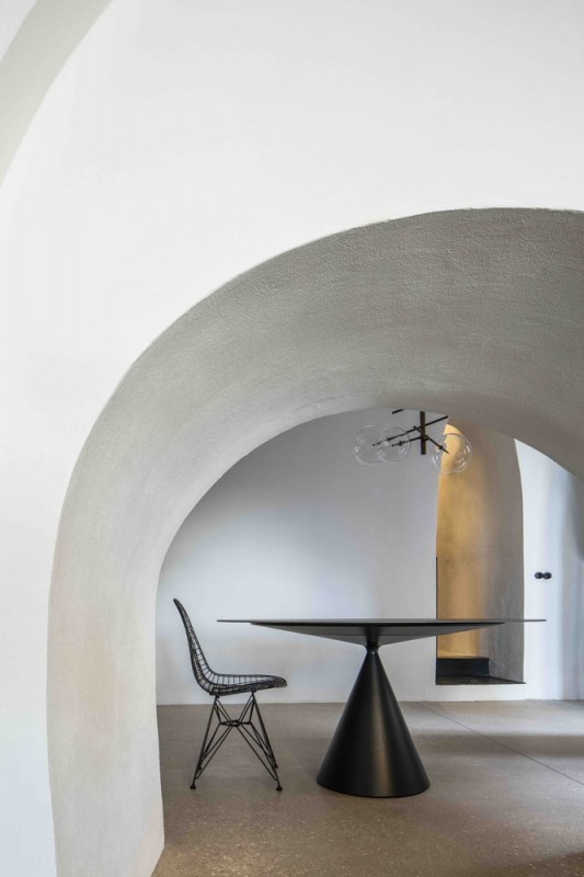 Реконструированный старинный дом на побережье