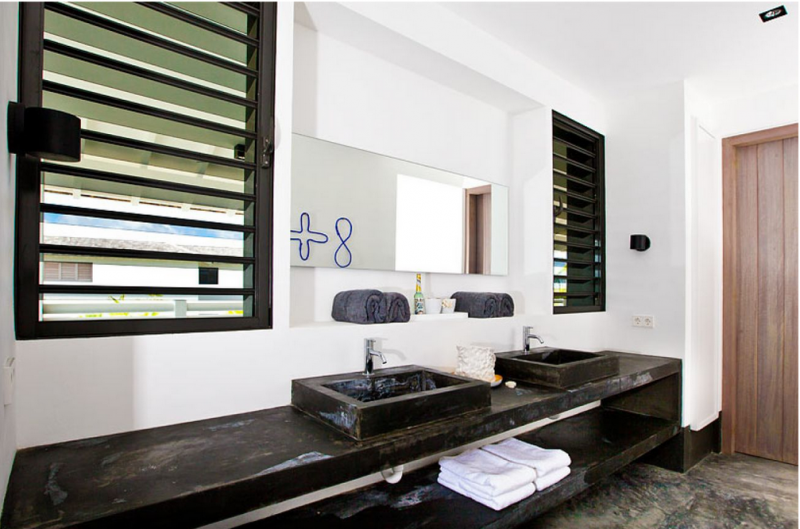 Вилла в нескольких шагах от набережной в Кралендейке, остров Бонэйр