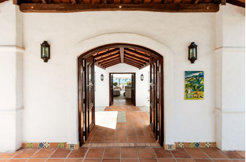 Испанская вилла в карибском стиле