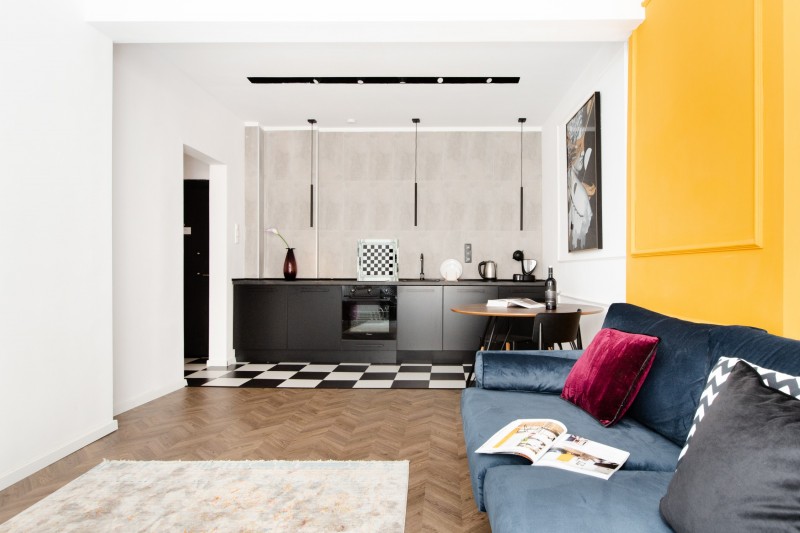 Классический американский гламур и элементы поп-арта в интерьере квартиры, расположенной в Софии