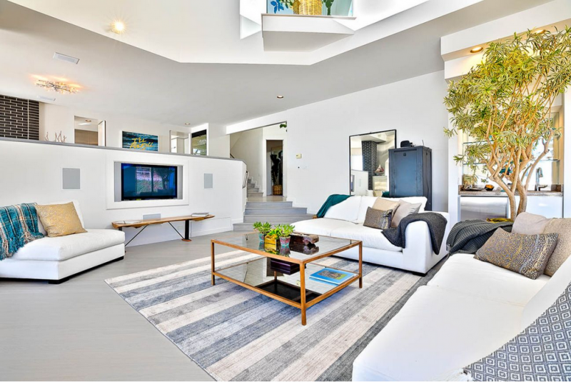 Пляжный дом в Малибу с панорамным видом на Тихий океан Пляжный дом в Малибу с панорамным видом на Тихий океан