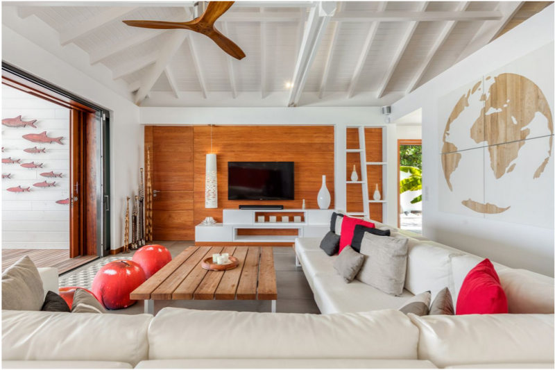 Впечатляющая вилла на берегу океана на острове Сен-Мартен Впечатляющая вилла на берегу океана на острове Сен-Мартен