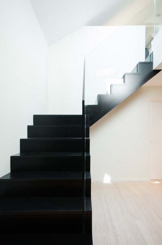 Двухуровневая квартира, расположенная на чердаке дома 1901 года постройки Двухуровневая квартира, расположенная на чердаке дома 1901 года постройки