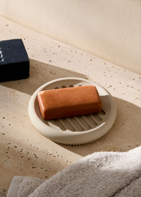 Инсталляции от дизайнеров Mango Home