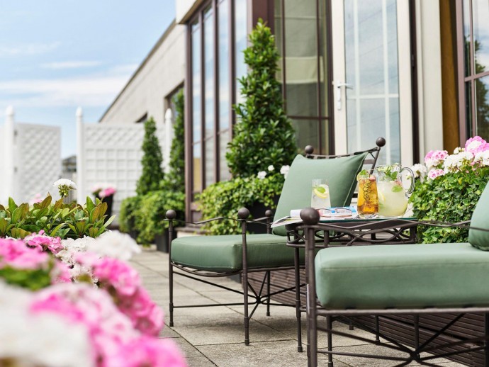 Отель The Dorchester в Лондоне
