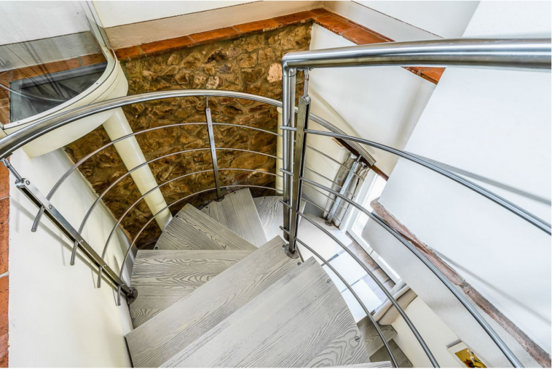 Традиционная вилла недалеко от Пизы, Италия Традиционная вилла недалеко от Пизы, Италия