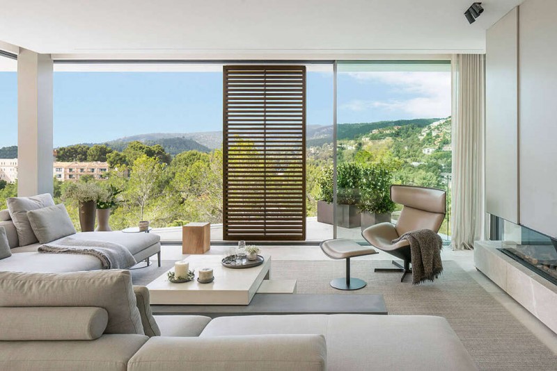 Двухэтажная вилла на Майорке Двухэтажная вилла на Майорке