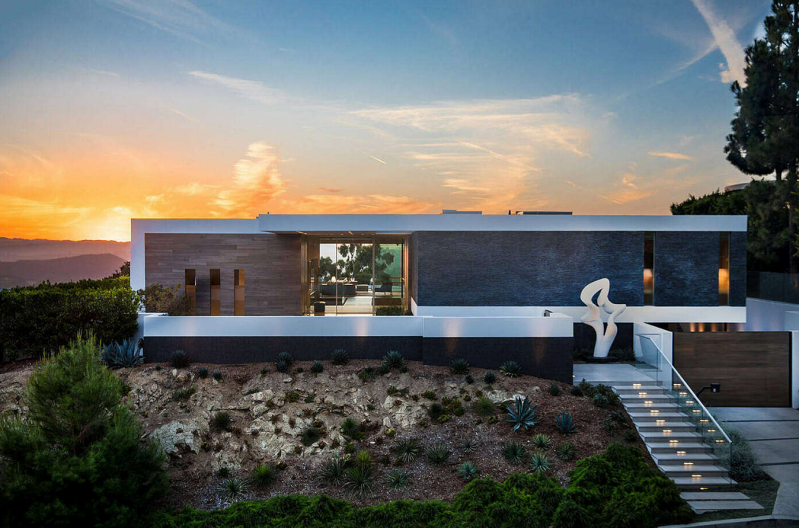 Роскошная резиденция, расположенная в Беверли-Хиллз