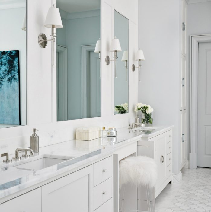 Сочетание классической и современной эстетики в новом доме в Мариетте, штат Джорджия Сочетание классической и современной эстетики в новом доме в Мариетте, штат Джорджия