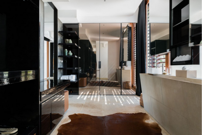 Футуристический дизайн виллы в Такуа Тунге, Таиланд Футуристический дизайн виллы в Такуа Тунге, Таиланд