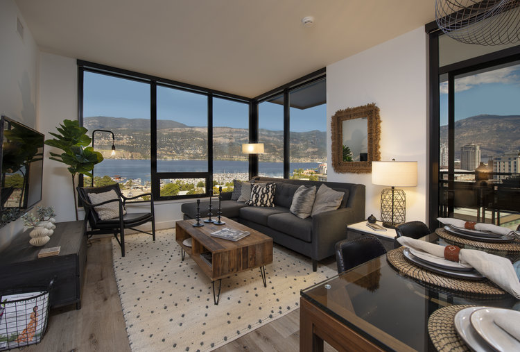 Интерьер уютной квартиры в городе Келоуна, Канада Интерьер уютной квартиры в городе Келоуна, Канада