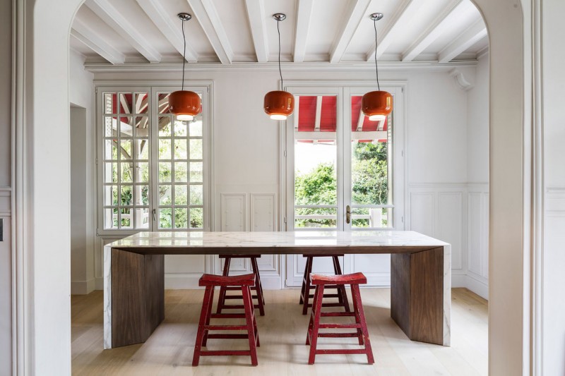 Дом в пригороде Парижа, построенный в конце XIX века Дом в пригороде Парижа, построенный в конце XIX века