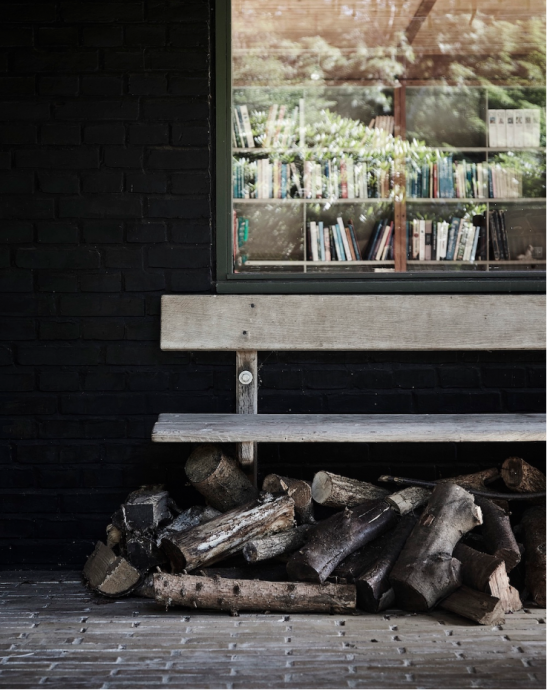 Выставочный зал мебельного бренда Fredericia Furniture в Гентофте, Дания Выставочный зал мебельного бренда Fredericia Furniture в Гентофте, Дания