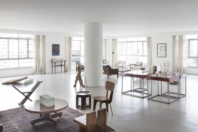 Квартира в Сан-Паулу, предназначенная для молодого коллекционера предметов искусства и мебели