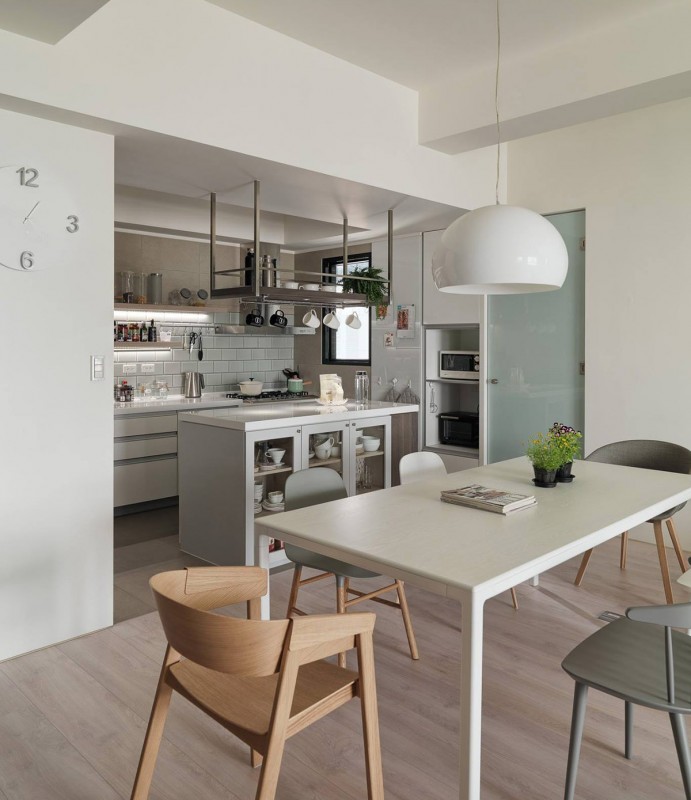 Гостиная, оформленная в нейтральной цветовой гамме Гостиная, оформленная в нейтральной цветовой гамме