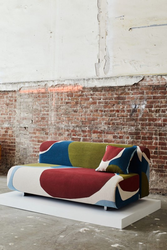 Инсталляции на выставке дизайнеров Дэвида Вивиридо и Франческо Суригес в Нью-Йорке