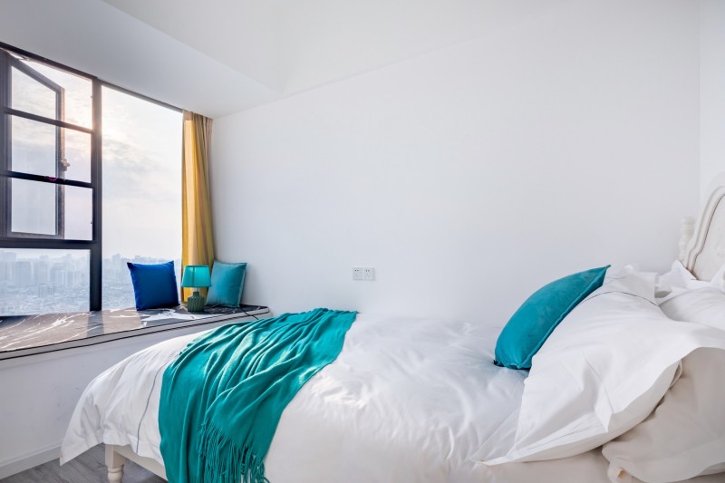 Интерьер в черно-белых тонах Интерьер в черно-белых тонах