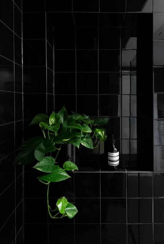 Максимальная открытость, много света и места для размещения в квартире в Тель-Авиве