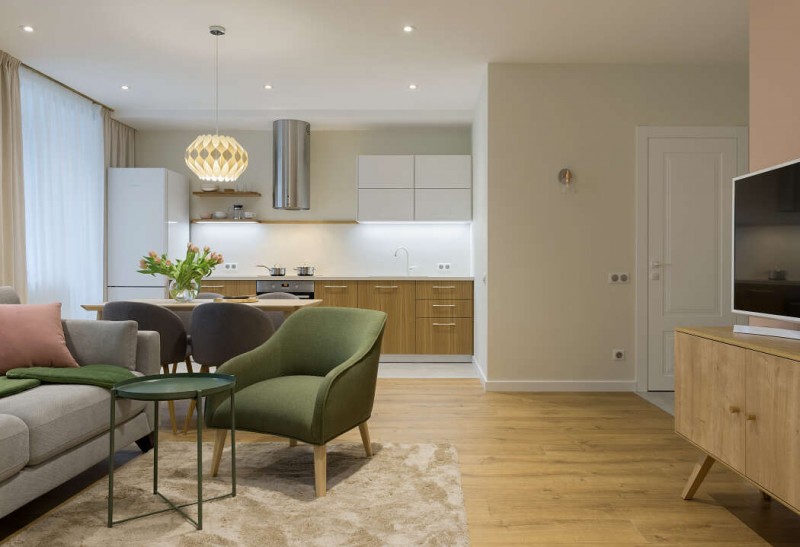 Уютный, мягкий, наполненной цветом интерьер