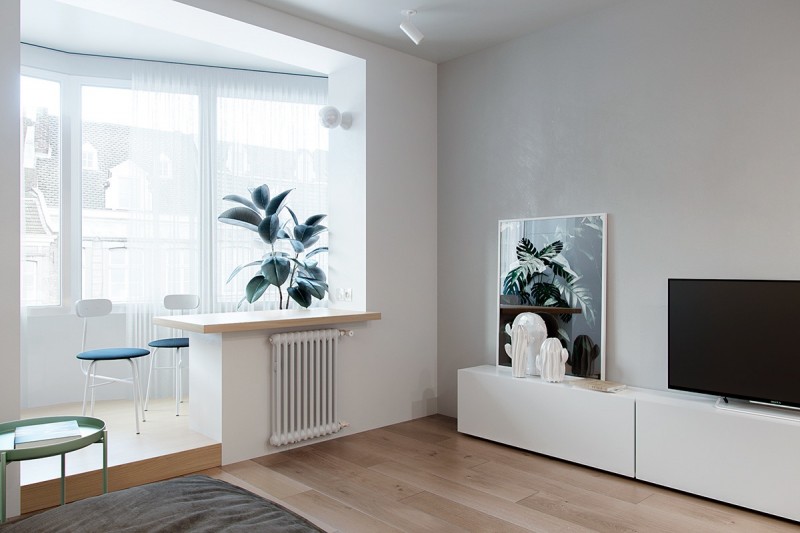 Зеленые акценты в интерьере светлых апартаментов Зеленые акценты в интерьере светлых апартаментов