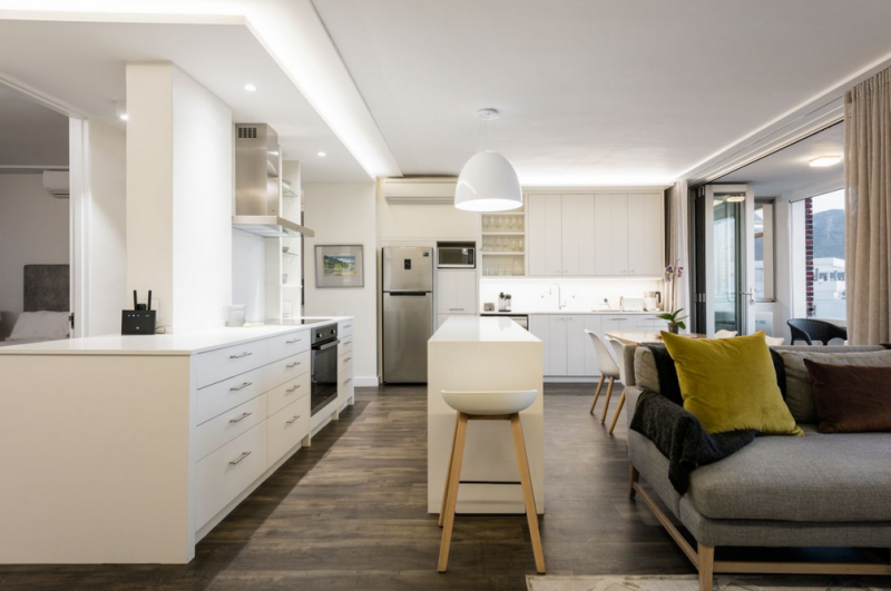 Интерьер уютных апартаментов в Кейптауне Интерьер уютных апартаментов в Кейптауне