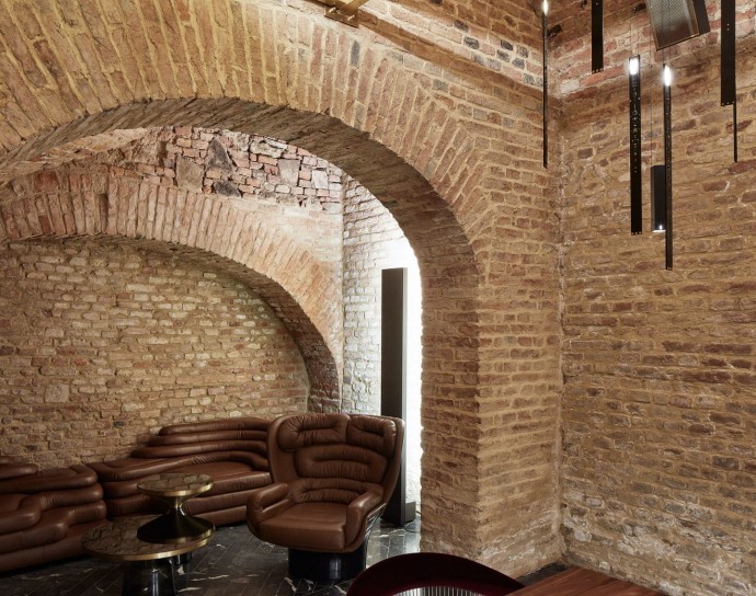 Коктейль-бар Krypt.bar в Вене, Австрия