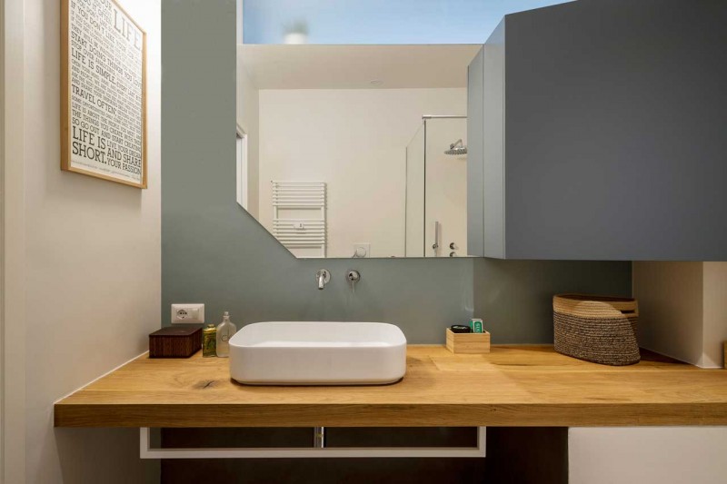 Интерьер просторной квартиры в Турине, Италия Интерьер просторной квартиры в Турине, Италия