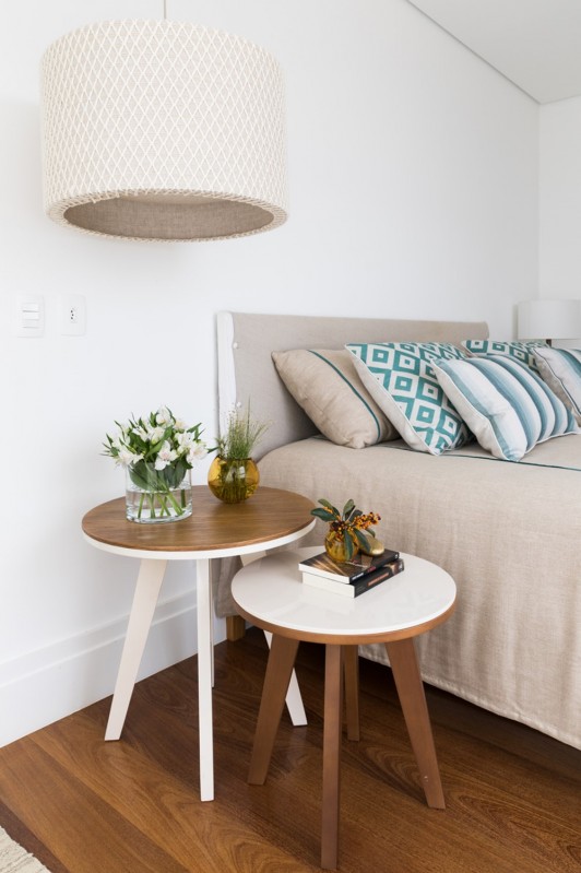 Использование дерева и белого цвета в оформлении уютного дома Использование дерева и белого цвета в оформлении уютного дома