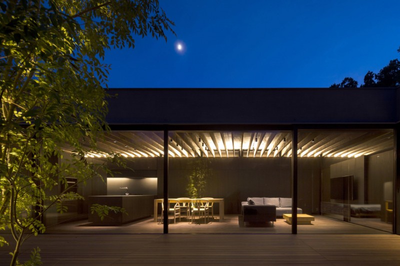 Минималистичный дом, расположенный в Тибе, Япония Минималистичный дом, расположенный в Тибе, Япония