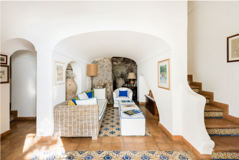 Прибрежная вилла XVII века в Позитано, Италия Прибрежная вилла XVII века в Позитано, Италия