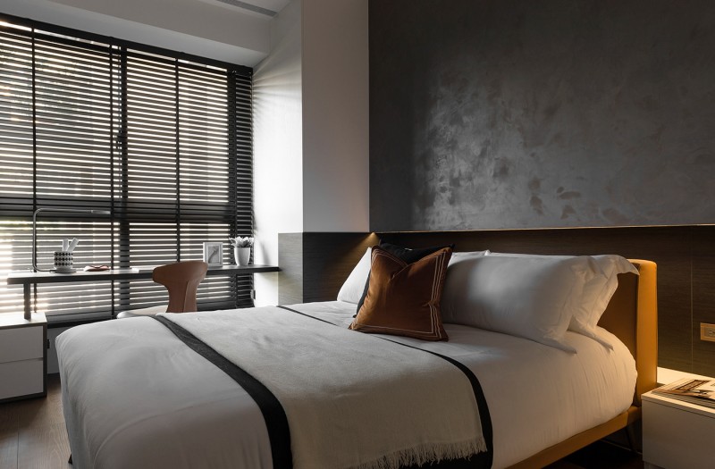 Интерьер просторной квартиры в серых тонах