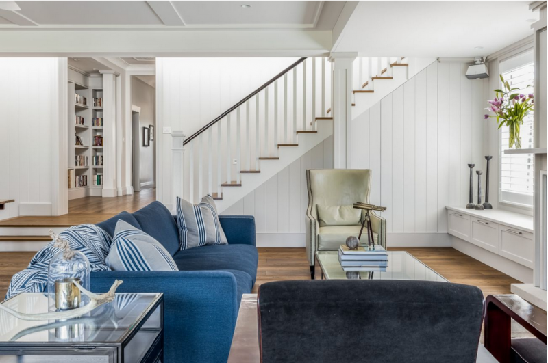 Семейная резиденция с четырьмя спальнями в Сиднее