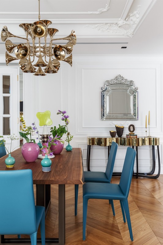 Яркий и необычный интерьер Яркий и необычный интерьер