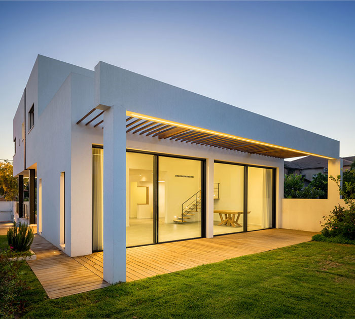 Экстерьер современного дома в Израиле