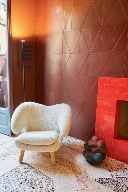 Оригинальное декорирование плиткой квартиры в Милане