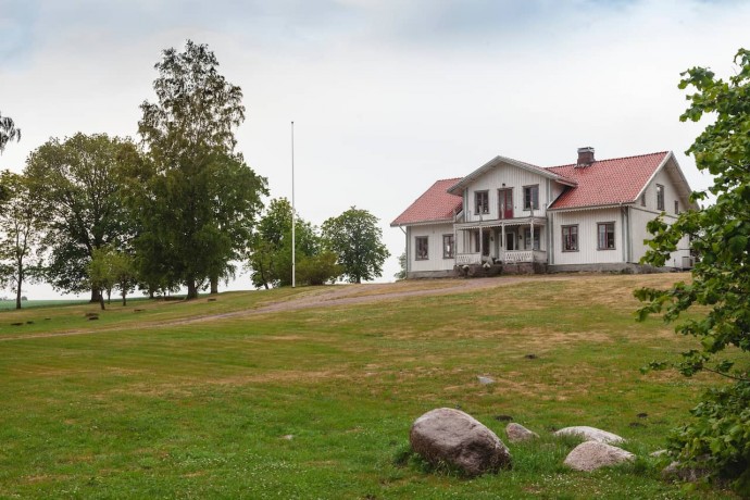 Бревенчатый дом 1847 года постройки в Вестра-Гёталанде, Швеция