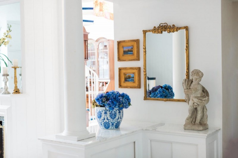 Французский загородный коттедж с потрясающим садом