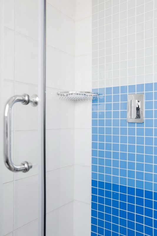 Наполненный светом свежий интерьер студии в Мидранде, ЮАР