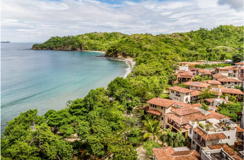 Средиземноморская вилла недалеко от Плайя Данта, Коста-Рика Средиземноморская вилла недалеко от Плайя Данта, Коста-Рика