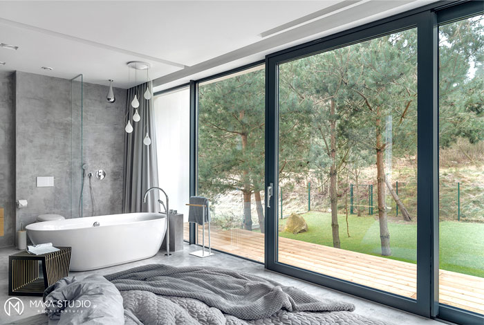 Черно-белый минималистичный интерьер дома в Польше