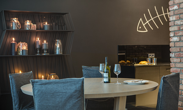 Гармоничное сочетание дерева и кирпича