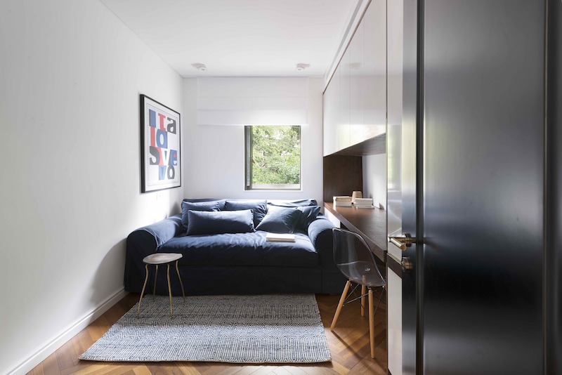 Монохромный интерьер квартиры в Тель-Авиве