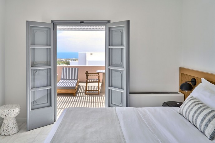 Отель Vedema Resort на Санторини