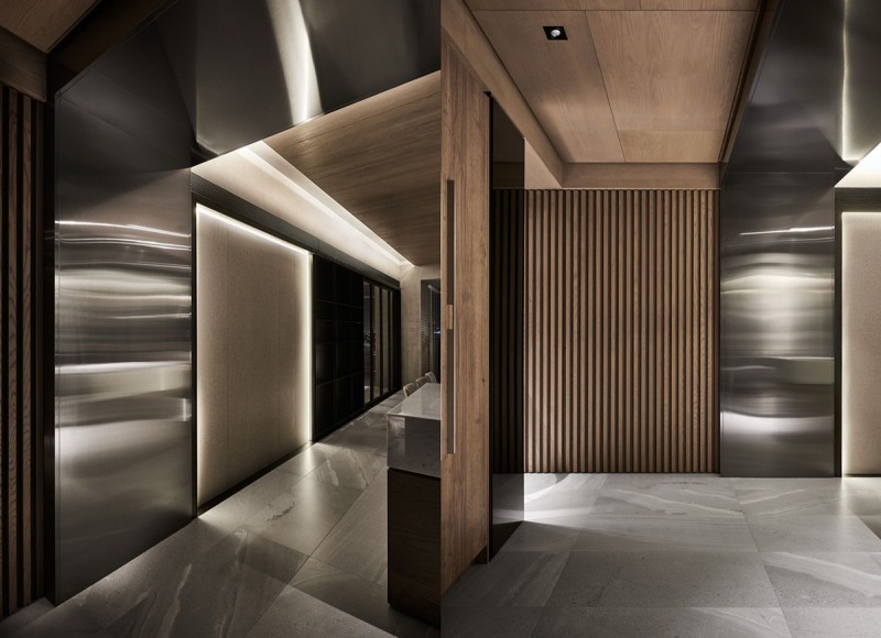 Темный изысканный интерьер квартиры в Тайбэе, Тайвань