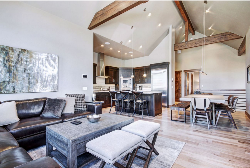 Интерьер современного шале Интерьер современного шале